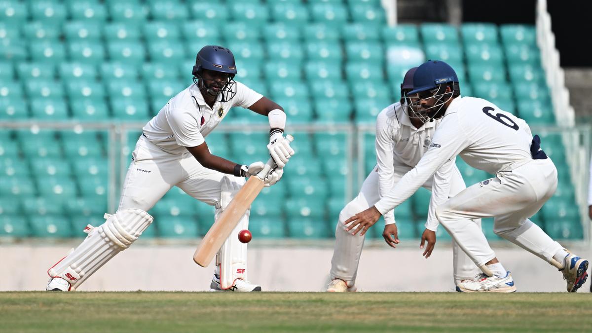 Ranji Trophy | Kerala’s lower-order salvages a crucial draw against Madhya Pradesh