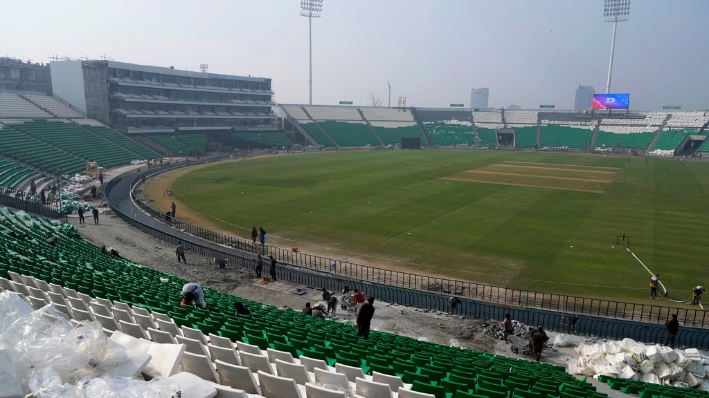 ICC Champions Trophy – Pakistan eases Champions Trophy fears, to hand over Gaddafi Stadium to ICC